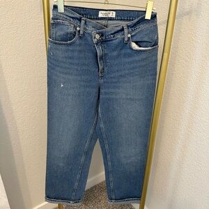 Abercrombie & Fitch Blue Denim Jeans 90’s straight high rise - size 29